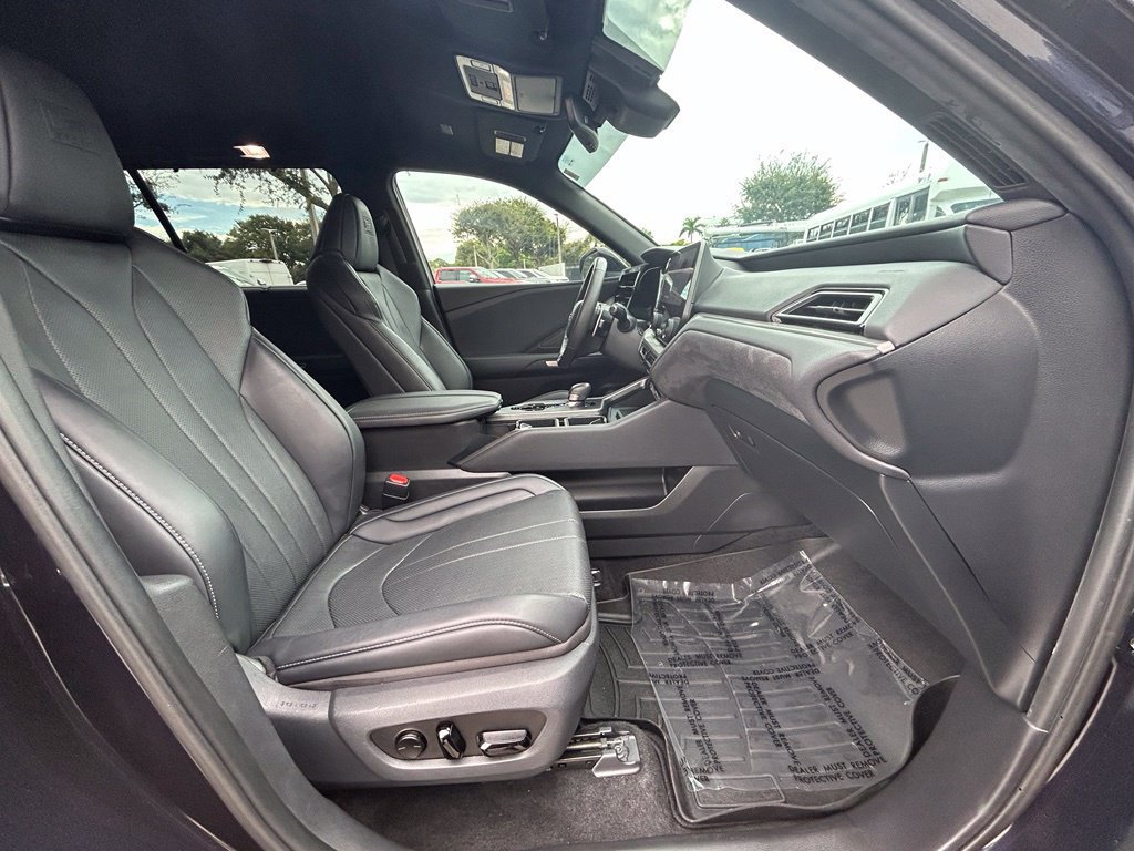 Used 2024 Lexus TX 500h AWD w/ Technology Package image 25