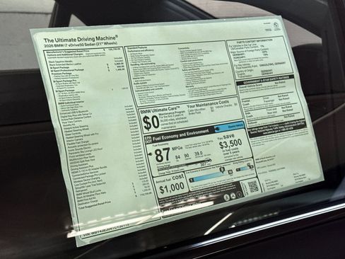 Used 2026 BMW i7 eDrive50 w/ M Sport Package RWD image 29
