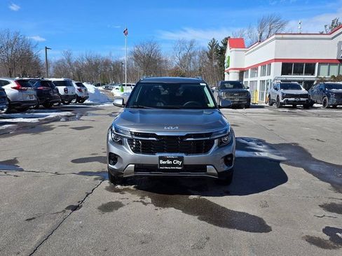 New 2026 Kia Seltos EX AWD/4WD image 2