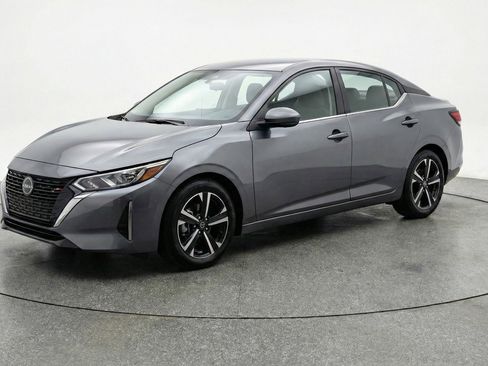 Used 2025 Nissan Sentra SV FWD image 3