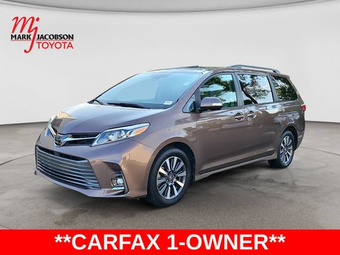 Used 2020 Toyota Sienna Limited AWD/4WD image 1