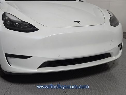 Used 2022 Tesla Model Y Performance AWD/4WD image 10