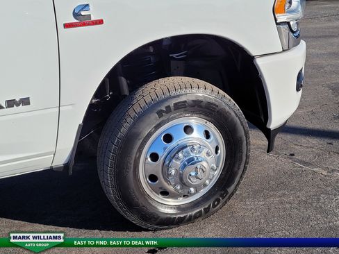 Used 2023 RAM 3500 Laramie image 31