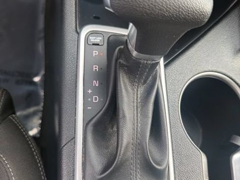 Used 2021 Kia Sportage LX AWD/4WD image 15