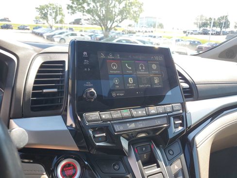 Used 2021 Honda Odyssey Touring image 25