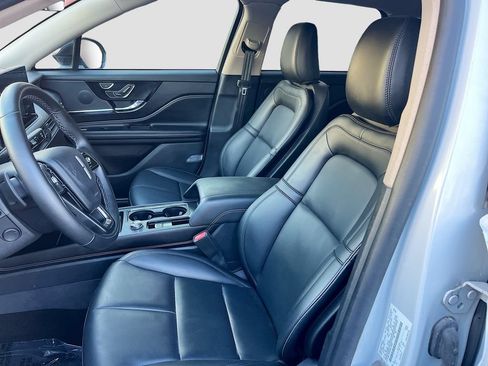 Used 2025 Lincoln Corsair FWD w/ Equipment Group 101A image 21