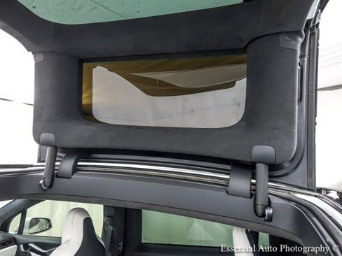 Used 2019 Tesla Model X Long Range image 38