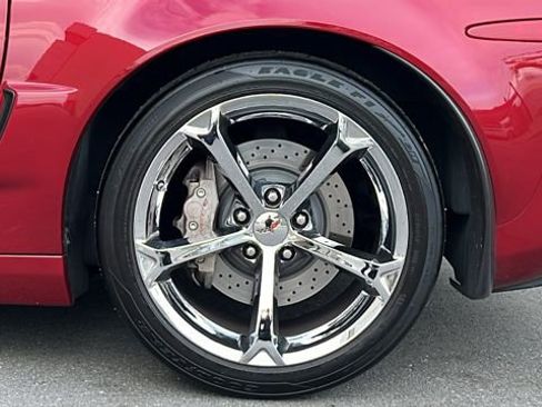 Used 2010 Chevrolet Corvette Grand Sport w/ Preferred Equipment Group image 13