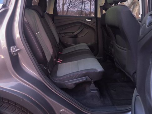 Used 2014 Ford Escape SE w/ Equipment Group 201A image 18