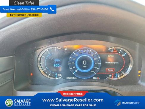Used 2018 Cadillac Escalade ESV Premium Luxury image 12