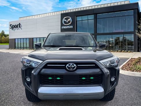 Used 2022 Toyota 4Runner TRD Off-Road Premium image 9