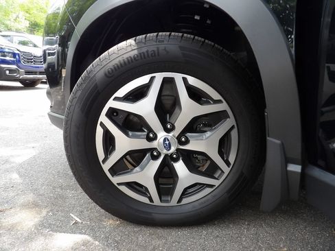 Used 2023 Subaru Forester Premium AWD/4WD image 30