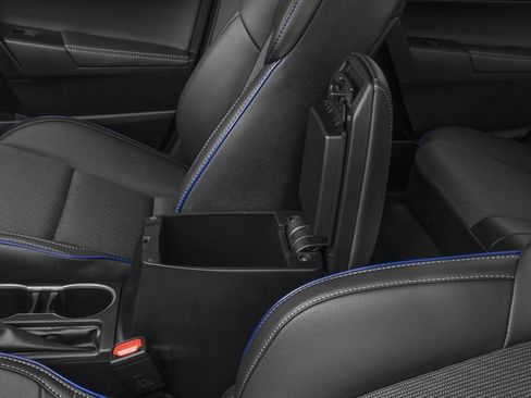Used 2017 Toyota Corolla SE w/ SE Premium Package FWD image 15