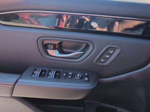 New 2025 Honda Pilot TrailSport image 28