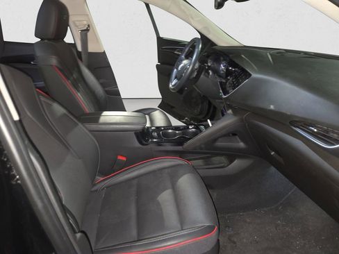 Used 2022 Buick Envision Essence w/ Sport Touring Package image 17