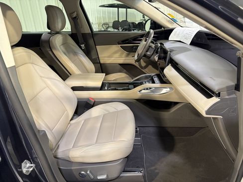 Used 2022 Lincoln Corsair Reserve w/ Equipment Group 201A AWD/4WD image 12