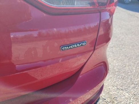 Used 2024 Audi Q3 2.0T Premium image 24