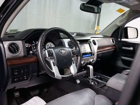 Used 2018 Toyota Tundra Limited w/ TRD Off Road Package image 12