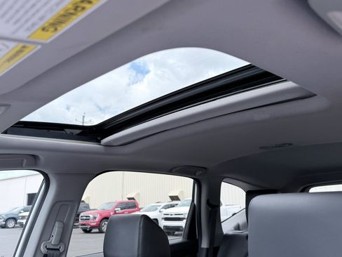 Used 2020 Honda CR-V EX-L image 11