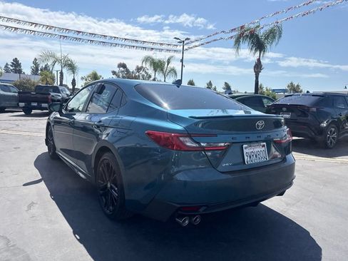 Used 2026 Toyota Camry SE w/ Convenience Package FWD image 9