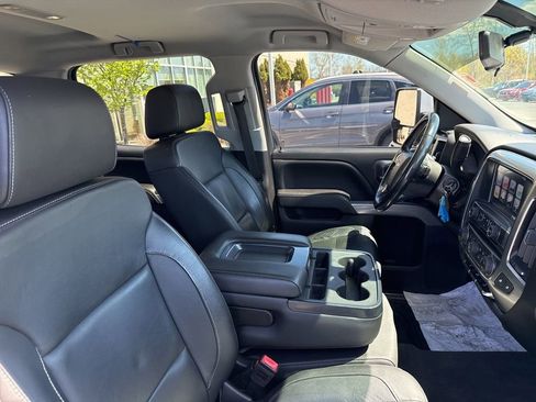Used 2018 Chevrolet Silverado 1500 LT w/ All Star Edition AWD/4WD image 28