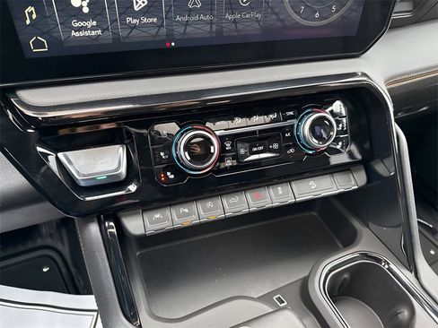 Used 2025 GMC Sierra 1500 AT4 w/ AT4 Premium Package image 30