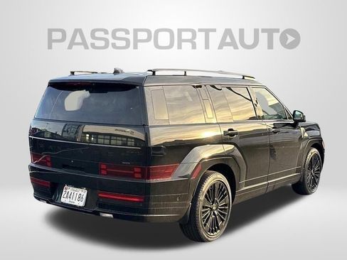 Used 2025 Hyundai Santa Fe Calligraphy AWD/4WD image 9