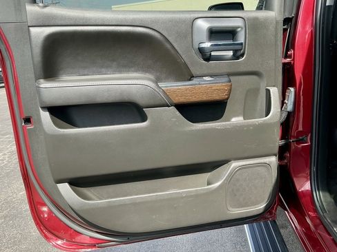 Used 2017 GMC Sierra 1500 Denali w/ Denali Ultimate Package image 32