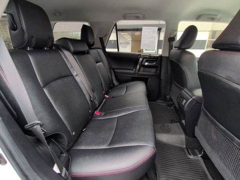 Used 2020 Toyota 4Runner TRD Off-Road Premium image 26