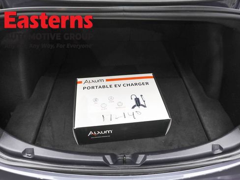 Used 2023 Tesla Model 3 Standard Range RWD image 9
