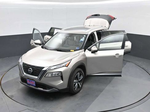 Used 2023 Nissan Rogue SL FWD image 36