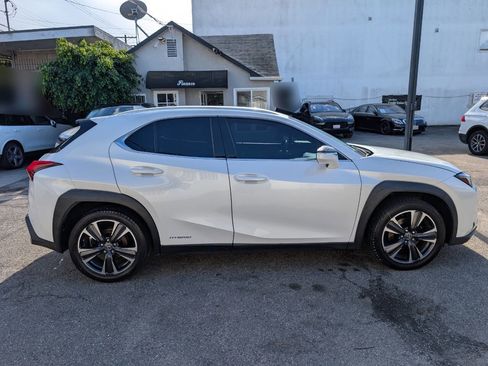 Used 2021 Lexus UX 250h w/ Accessory Package (Z2) AWD/4WD image 2