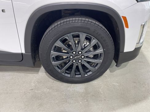 Used 2023 Chevrolet Traverse RS AWD/4WD image 10