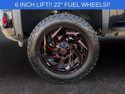 Used 2024 GMC Sierra 2500 AT4 w/ AT4 Premium Plus Package AWD/4WD image 9