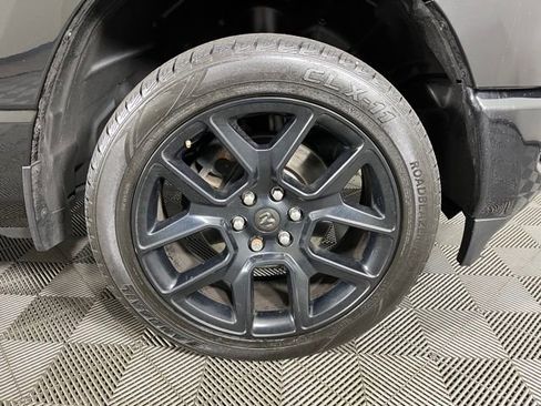 Used 2019 RAM 1500 Big Horn image 9