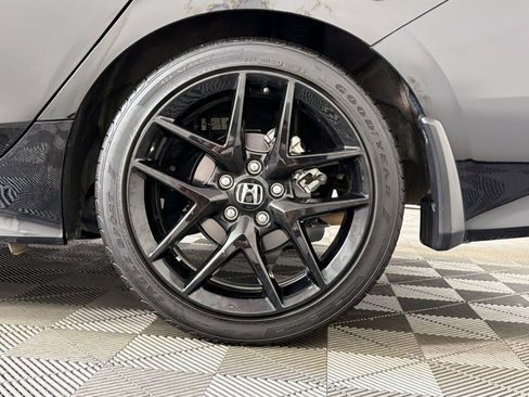 Used 2025 Honda Civic Sport image 11