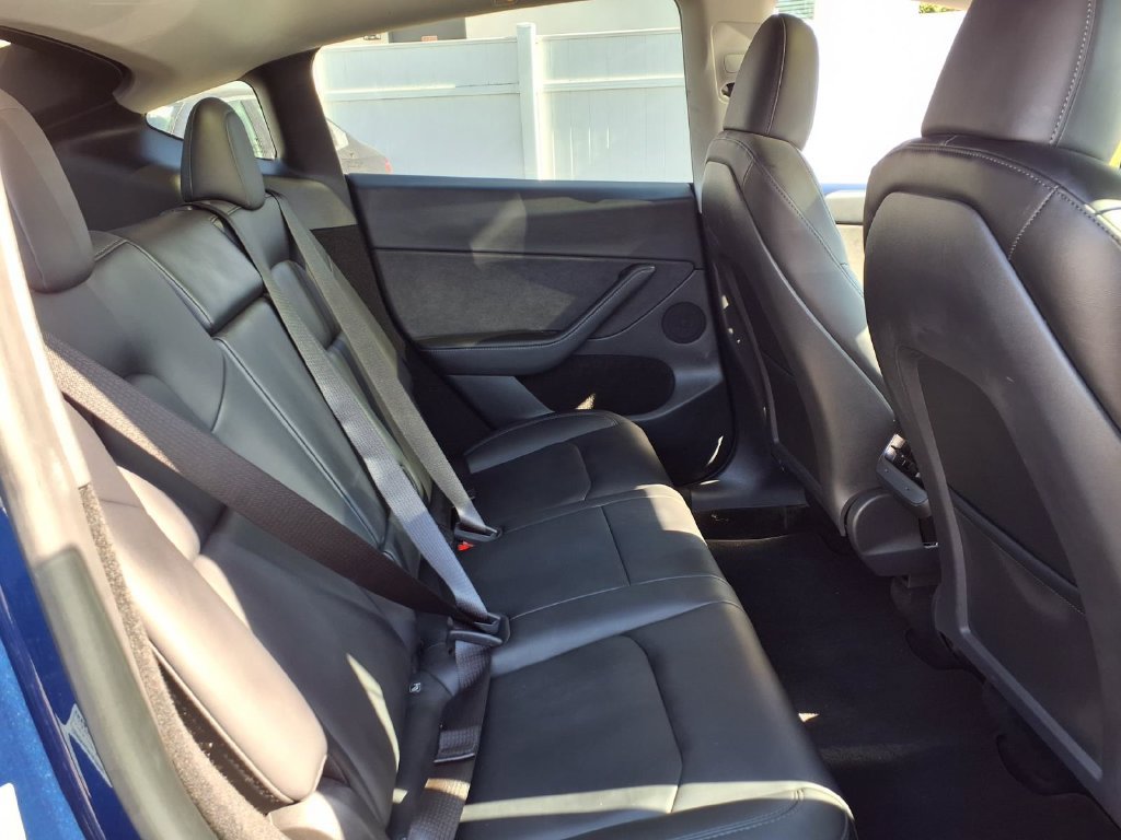 Used 2023 Tesla Model Y Long Range AWD/4WD image 22