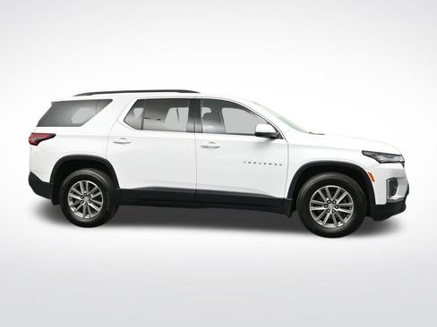 Used 2023 Chevrolet Traverse LT w/ LPO, Floor Liner Package AWD/4WD image 6