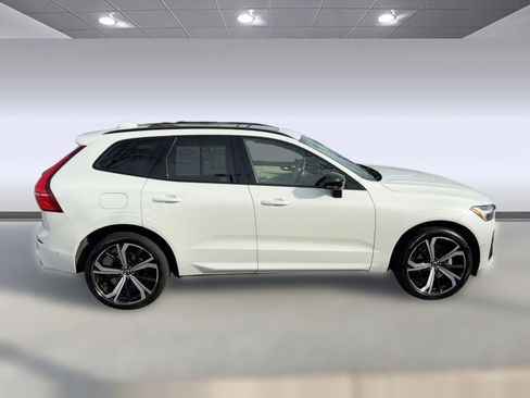Certified 2023 Volvo XC60 B5 Ultimate w/ Protection Package Premier image 8