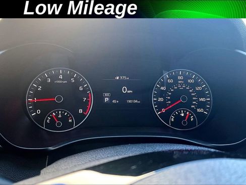 Used 2019 Kia Optima LX image 2