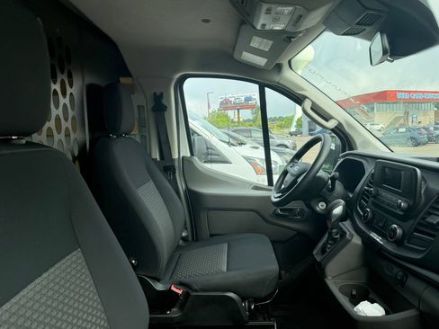 Certified 2025 Ford Transit 250 Low Roof w/ Exterior Upgrade Package RWD image 8