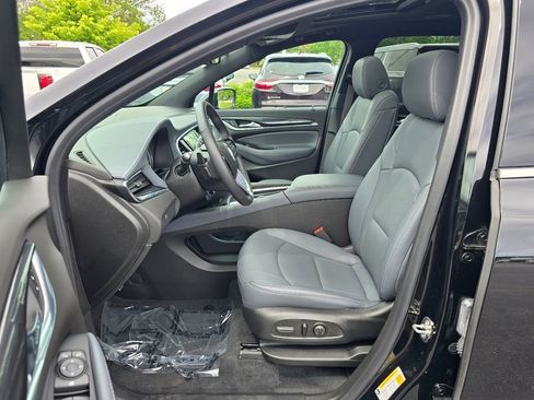 Used 2024 Buick Enclave Essence w/ Experience Buick Package AWD/4WD image 21