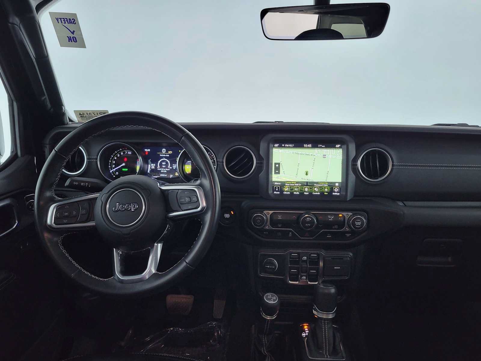 Used 2022 Jeep Wrangler Unlimited Sahara AWD/4WD image 18