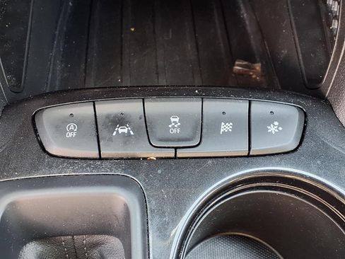 Used 2023 Chevrolet TrailBlazer LT w/ Convenience Package FWD image 11