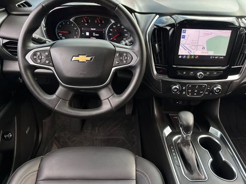 Used 2023 Chevrolet Traverse LT w/ LT Premium Package image 16