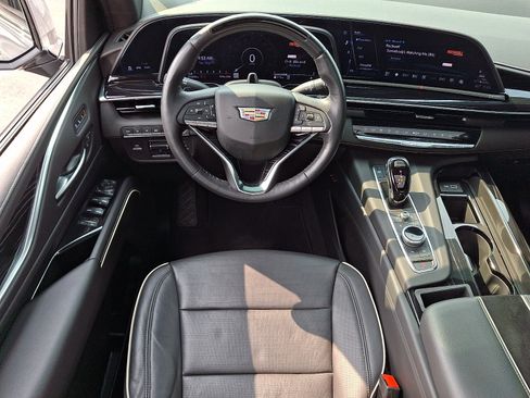 Used 2023 Cadillac Escalade Sport w/ LPO, ONYX Package AWD/4WD image 22