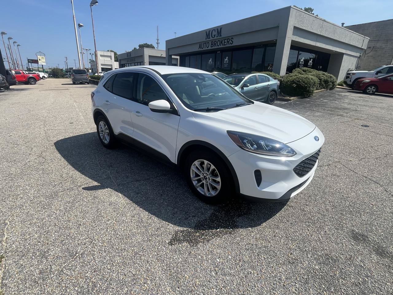 Used 2021 Ford Escape SE FWD image 3