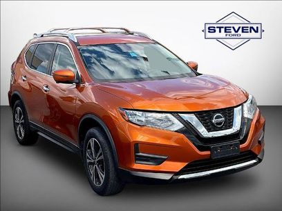 Used 2019 Nissan Rogue SV w/ Premium Package