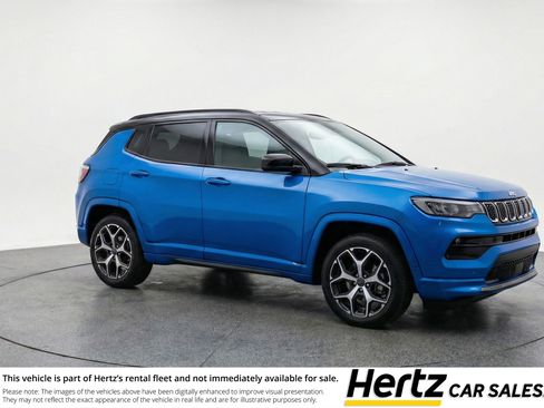 Used 2025 Jeep Compass Limited image 1