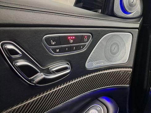 Used 2016 Mercedes-Benz S 63 AMG 4MATIC Sedan image 24